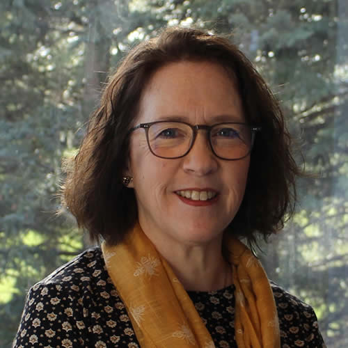 Susan Reardon headshot
